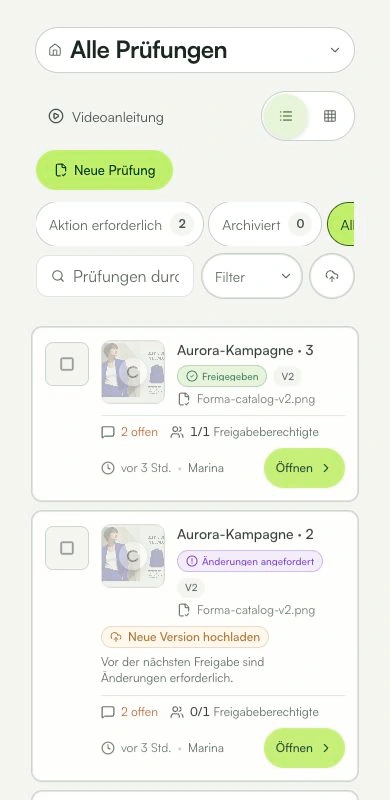 Auf dem Handy Status verfolgen und die Prüfung über die Karte öffnen.